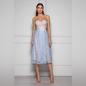 FIONA DRESS - Chic Strapless Lace Dress in Blue and Cream